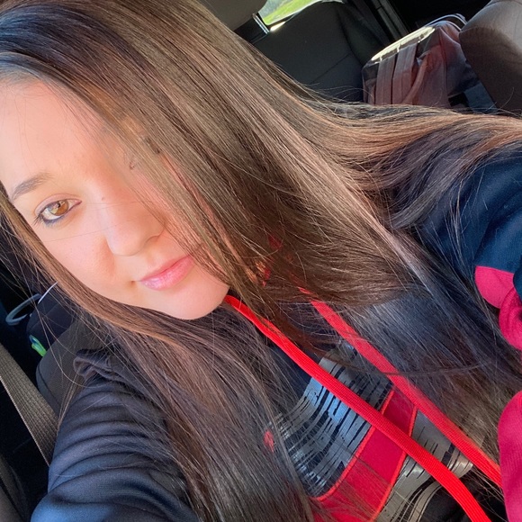 Meet your Posher, Samantha - Picture 1 of 1